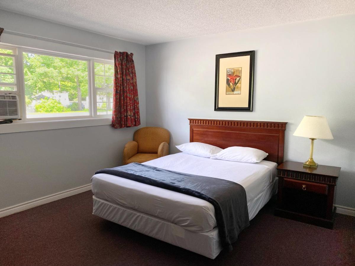 The Fort Nashwaak Motel Fredericton Ngoại thất bức ảnh