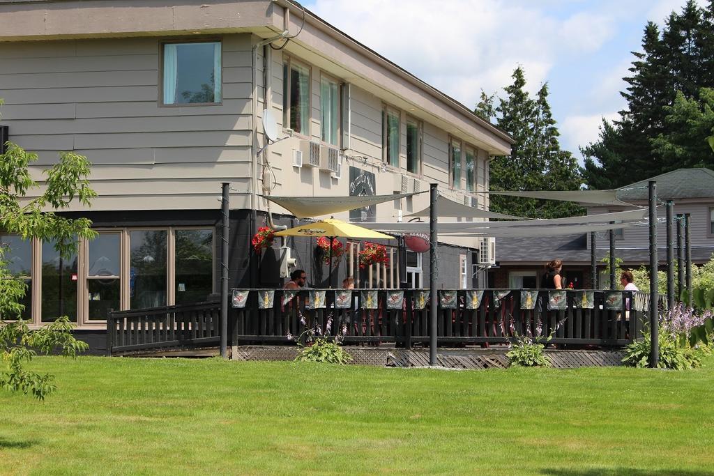 The Fort Nashwaak Motel Fredericton Ngoại thất bức ảnh